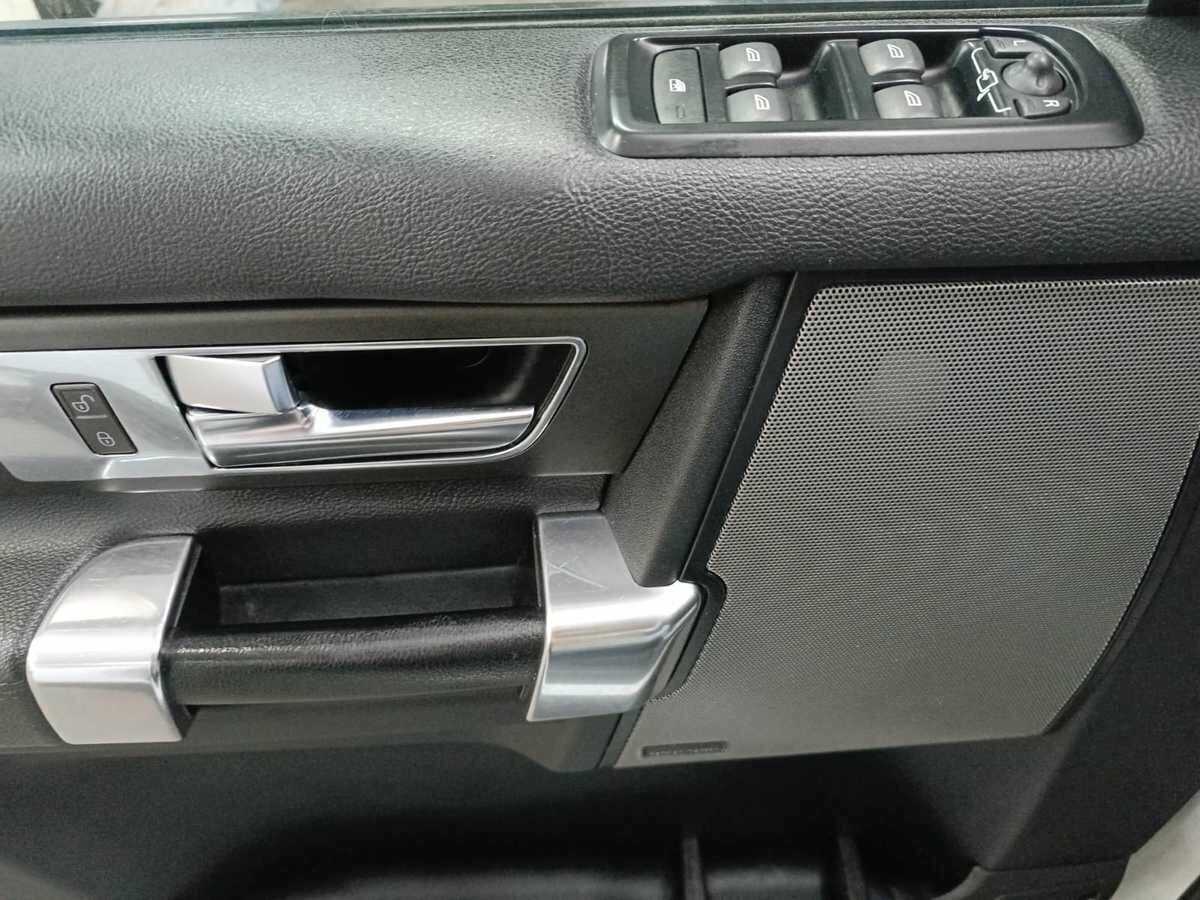 Land Rover Discovery б/у, 2013, Автоматическая. Фото: #16