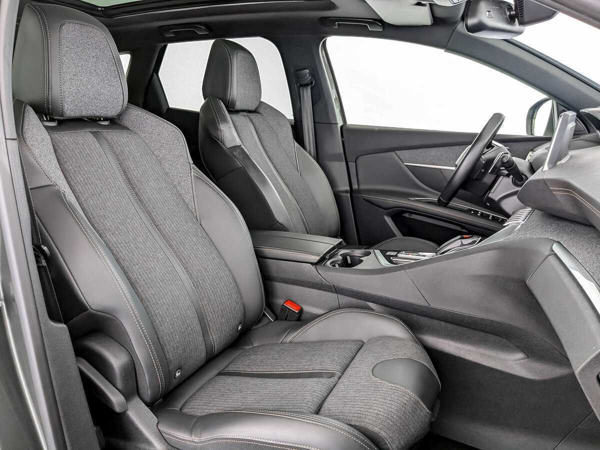 Peugeot 3008 б/у, 2018, Автоматическая. Фото: #18