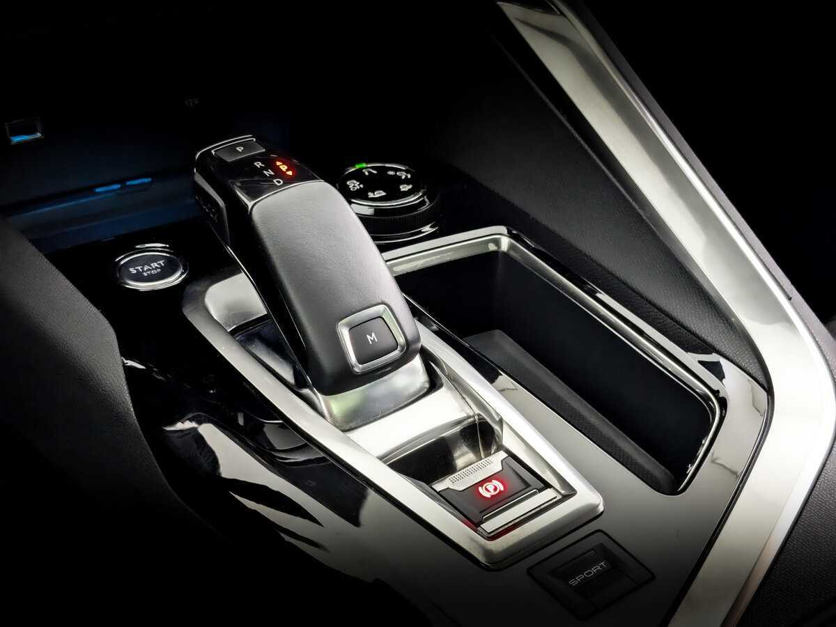 Peugeot 3008 б/у, 2018, Автоматическая. Фото: #23