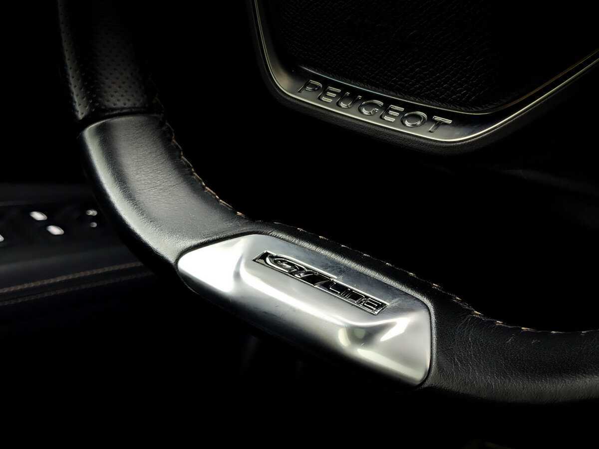 Peugeot 3008 б/у, 2018, Автоматическая. Фото: #24