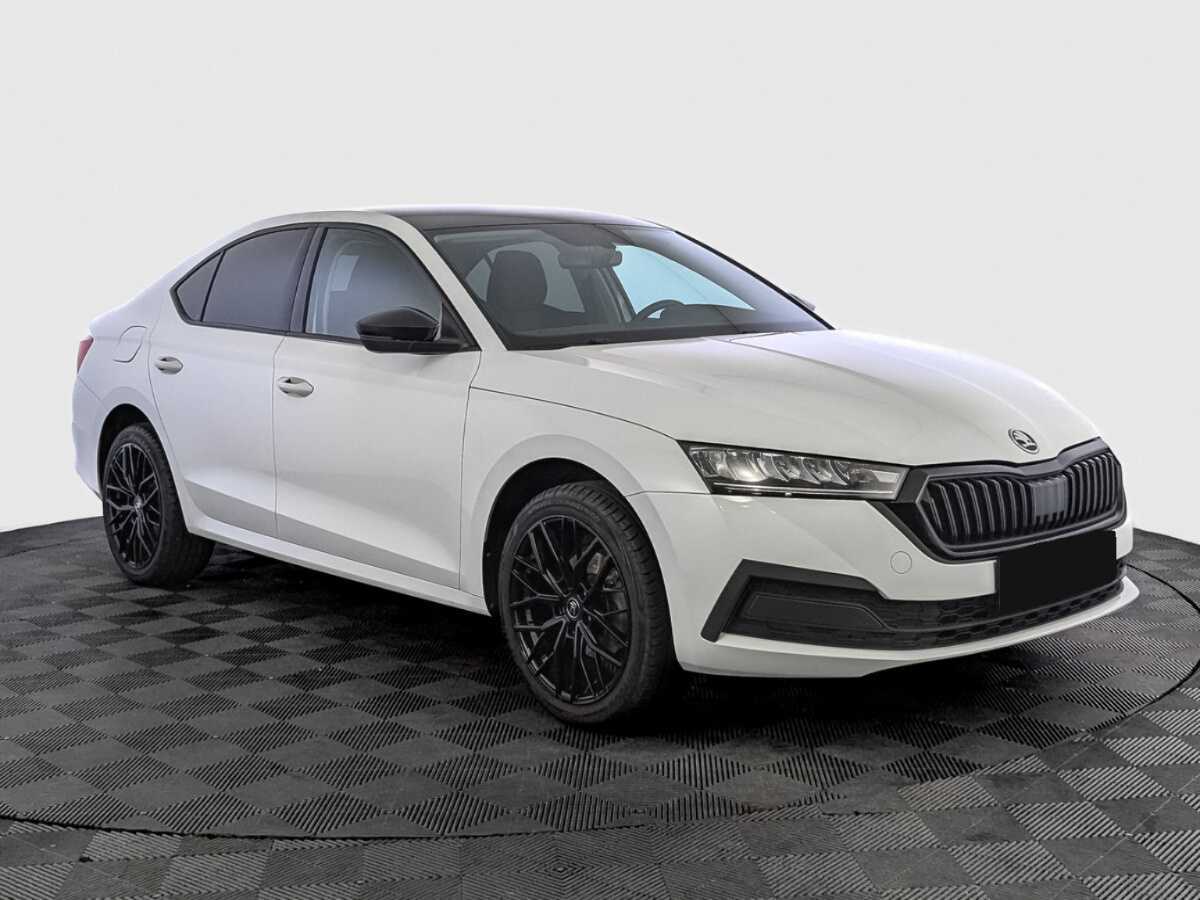 Skoda Octavia б/у, 2021, Автоматическая. Фото: #2