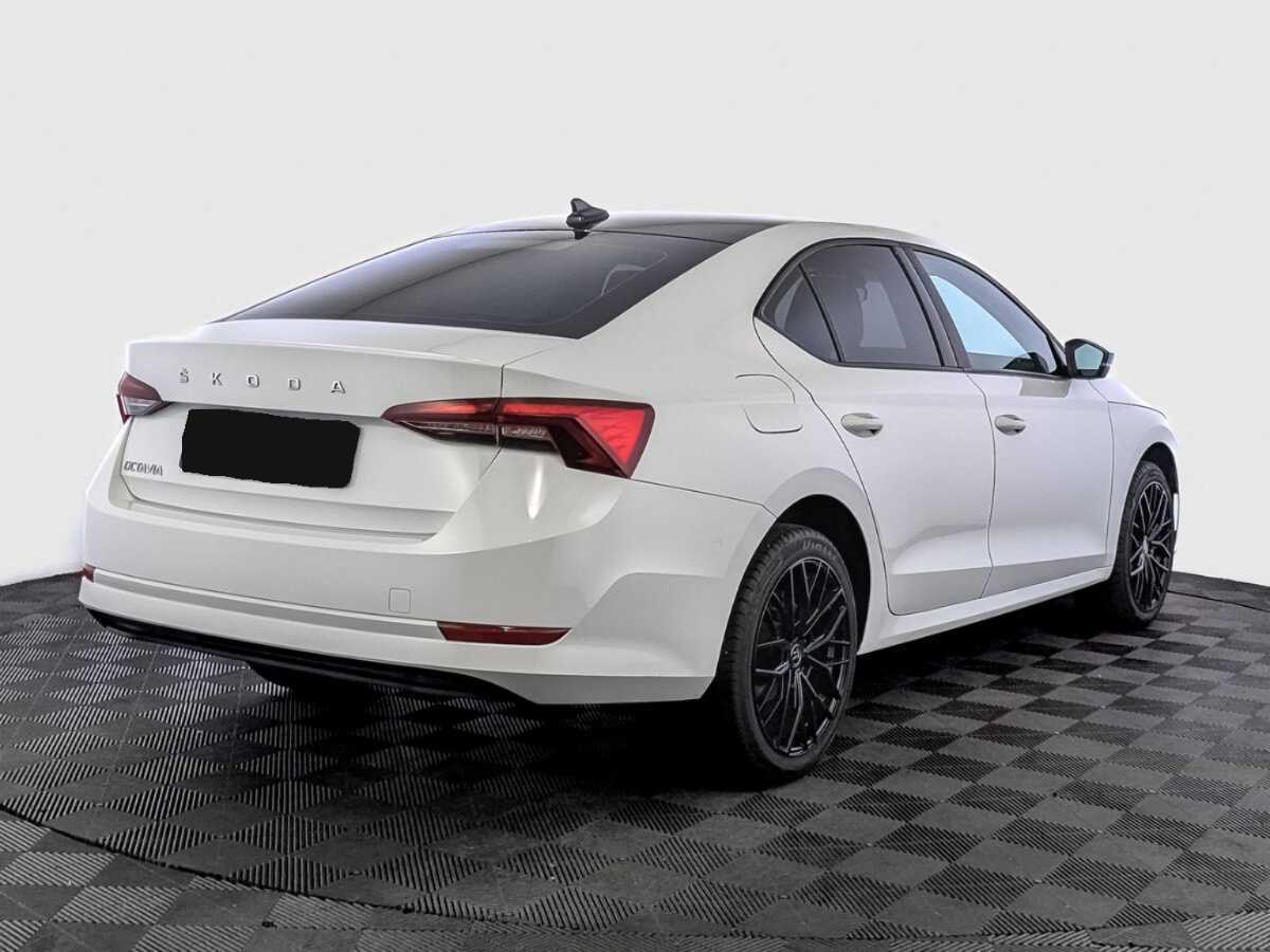 Skoda Octavia б/у, 2021, Автоматическая. Фото: #4