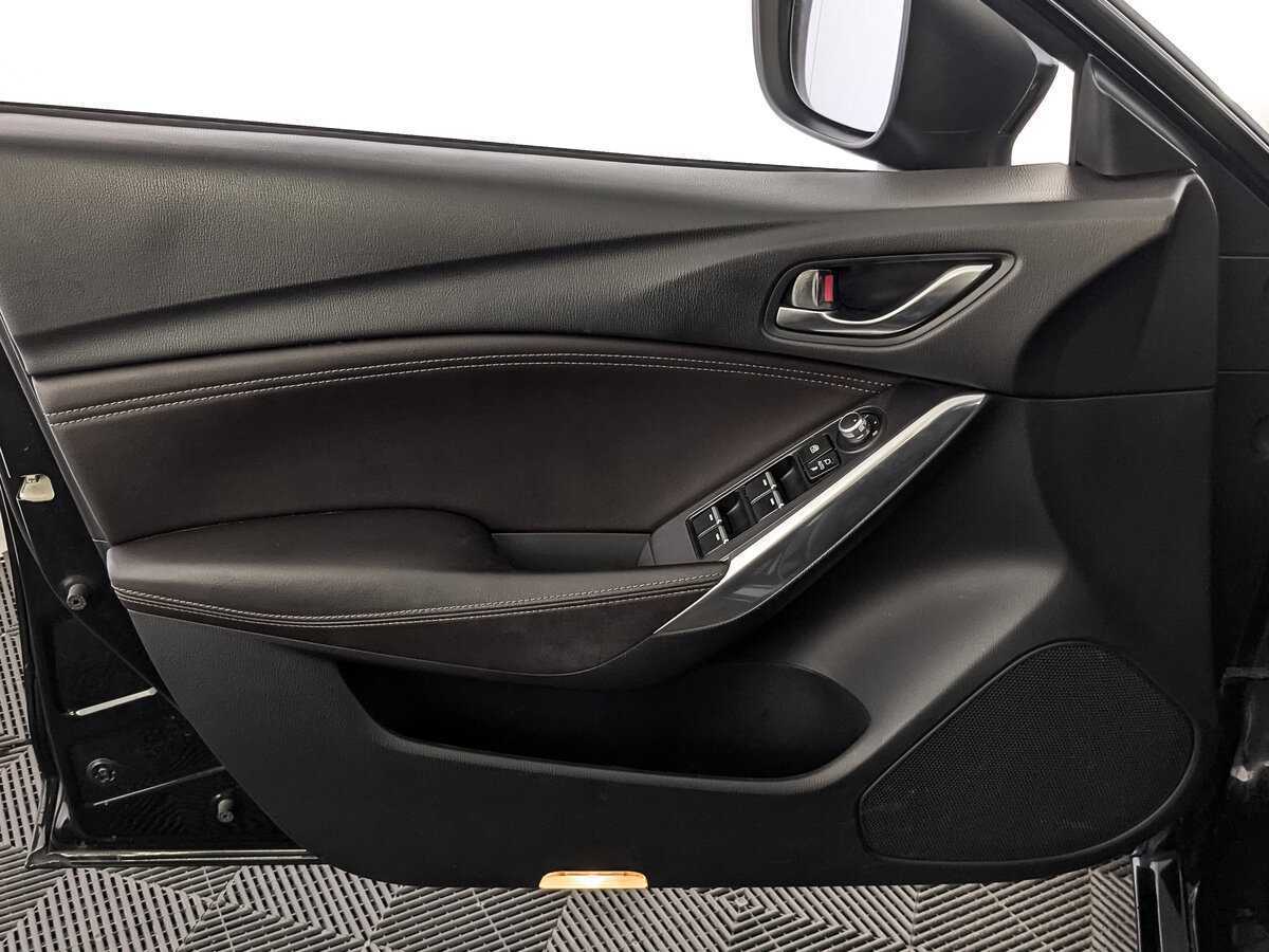 Mazda 6 б/у, 2016, Автоматическая. Фото: #14