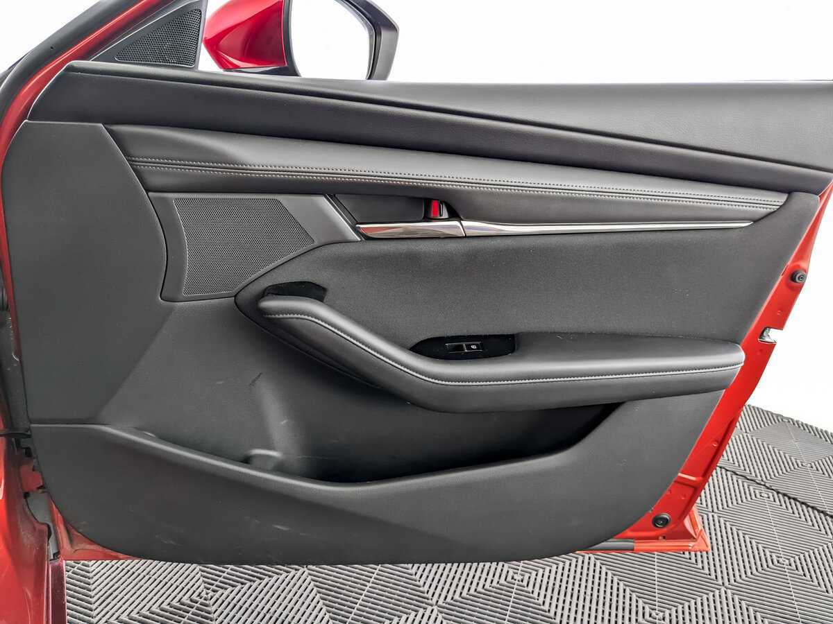 Mazda 3 б/у, 2019, Автоматическая. Фото: #18