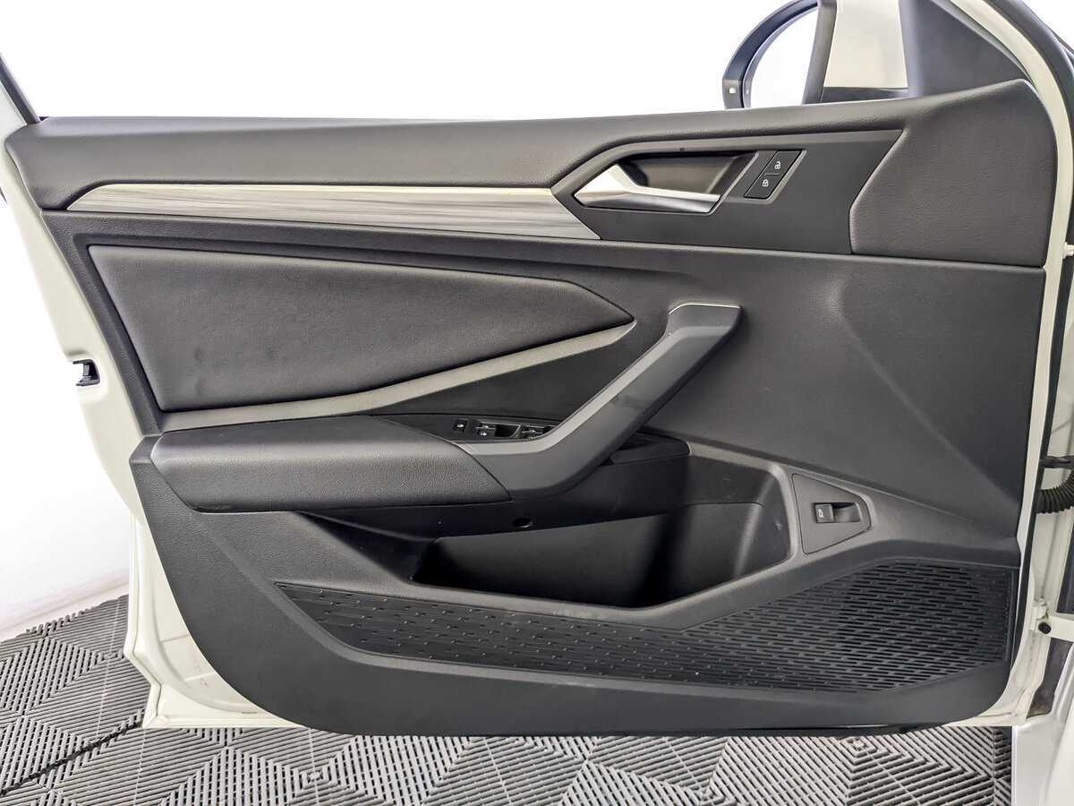 Volkswagen Jetta б/у, 2020, Автоматическая. Фото: #14