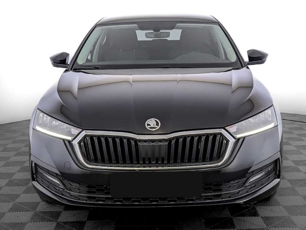 Skoda Octavia б/у, 2021, Механическая. Фото: #1