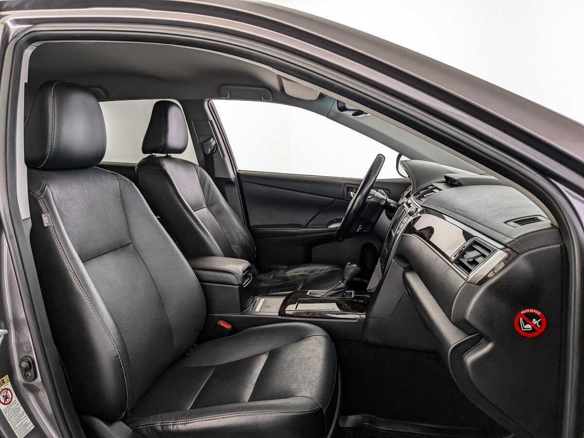 Toyota Camry б/у, 2016, Автоматическая. Фото: #19