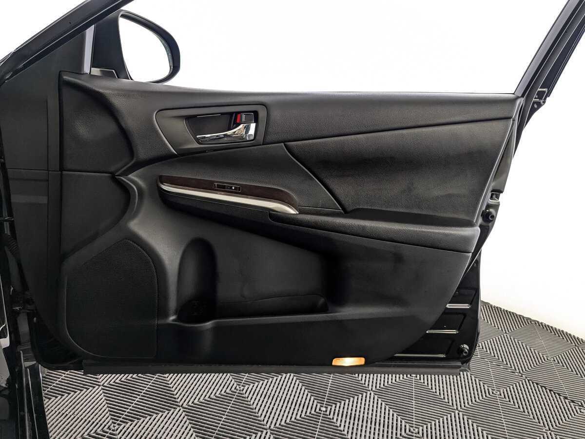 Toyota Camry б/у, 2017, Автоматическая. Фото: #20