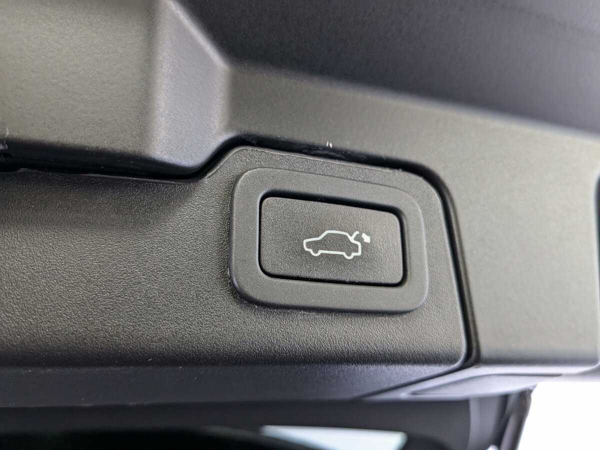 Land Rover Range Rover Evoque б/у, 2018, Автоматическая. Фото: #24