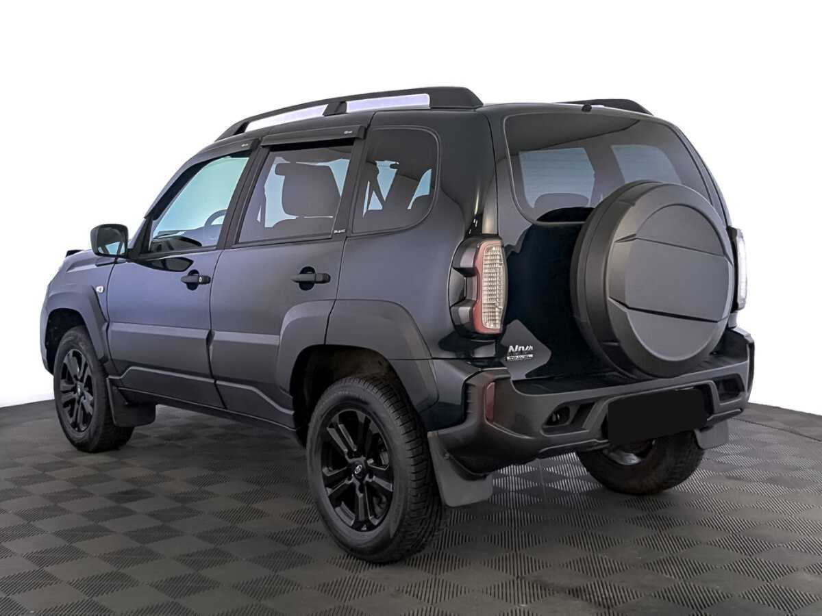 Lada (ВАЗ) Niva б/у, 2023, Механическая. Фото: #6