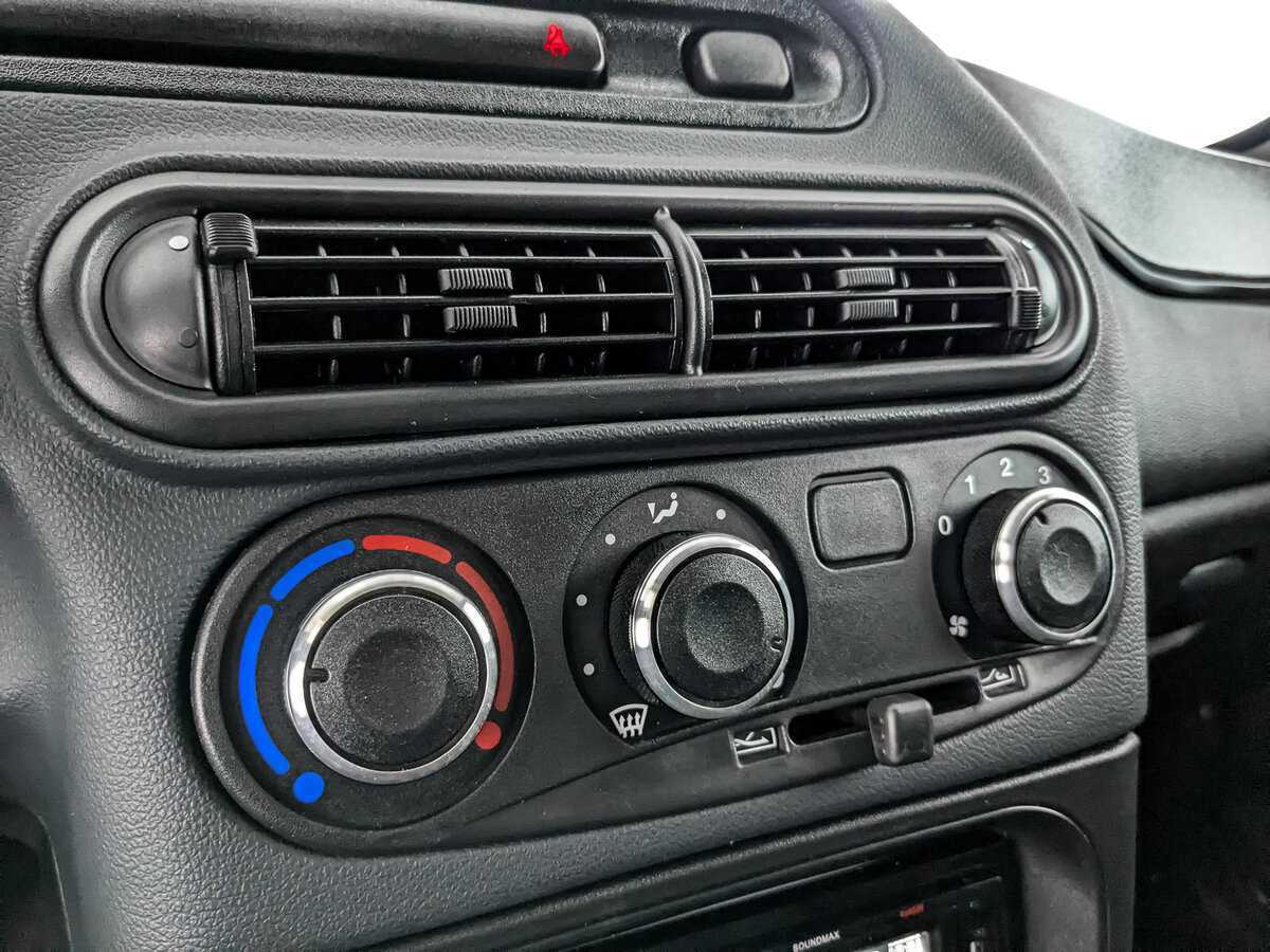 Lada (ВАЗ) Niva б/у, 2023, Механическая. Фото: #15