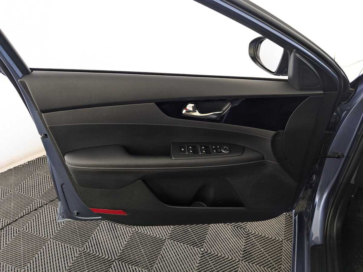 Kia Cerato б/у, 2021, Автоматическая. Фото: #14
