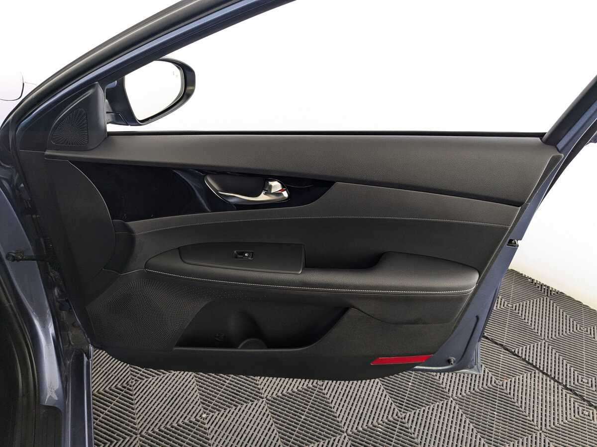 Kia Cerato б/у, 2021, Автоматическая. Фото: #20
