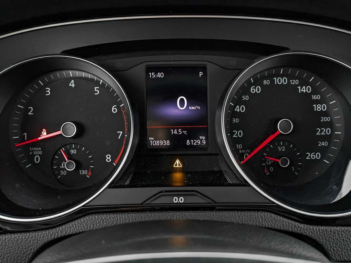 Volkswagen Passat б/у, 2018, Роботизированная. Фото: #11