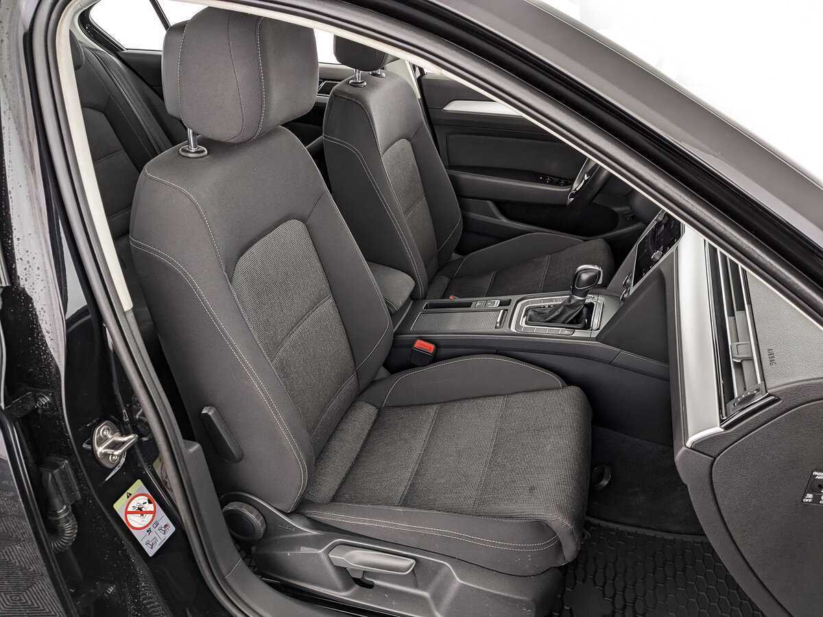 Volkswagen Passat б/у, 2018, Роботизированная. Фото: #19