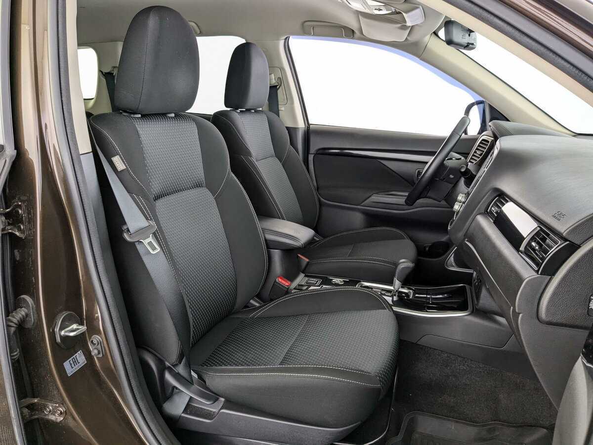 Mitsubishi Outlander б/у, 2022, Вариатор. Фото: #12