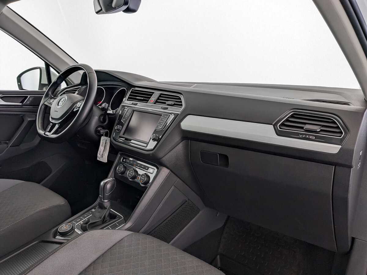 Volkswagen Tiguan б/у, 2017, Роботизированная. Фото: #8