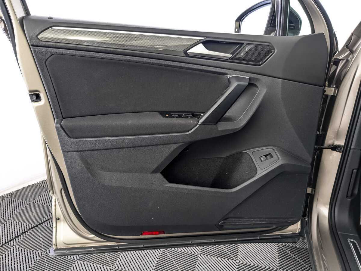 Volkswagen Tiguan б/у, 2019, Роботизированная. Фото: #14