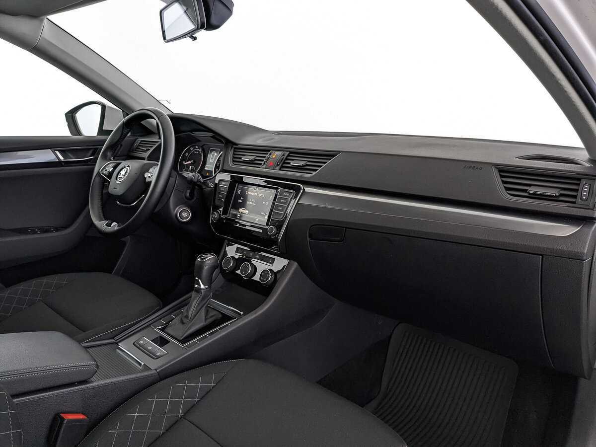 Skoda Superb б/у, 2021, Роботизированная. Фото: #8