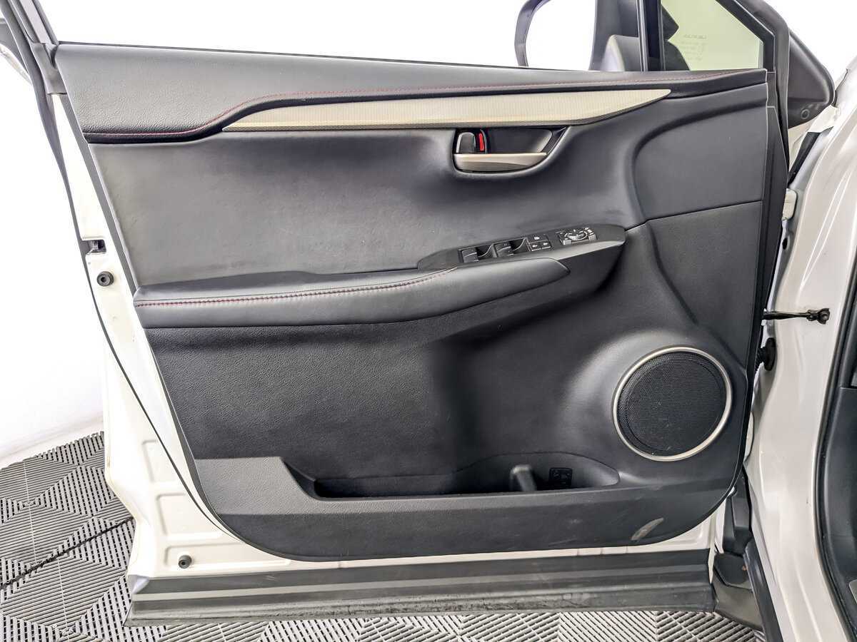 Lexus NX б/у, 2015, Автоматическая. Фото: #14