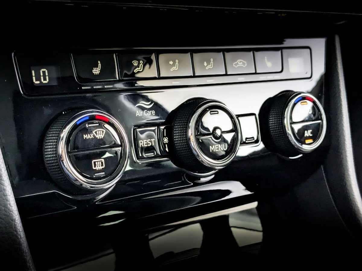 Skoda Superb б/у, 2019, Роботизированная. Фото: #22