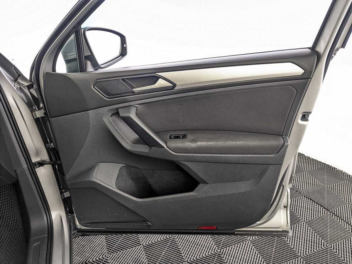 Volkswagen Tiguan б/у, 2019, Механическая. Фото: #20