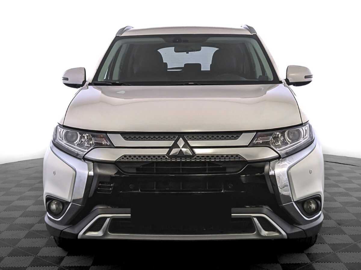 Mitsubishi Outlander б/у, 2019, Вариатор. Фото: #1