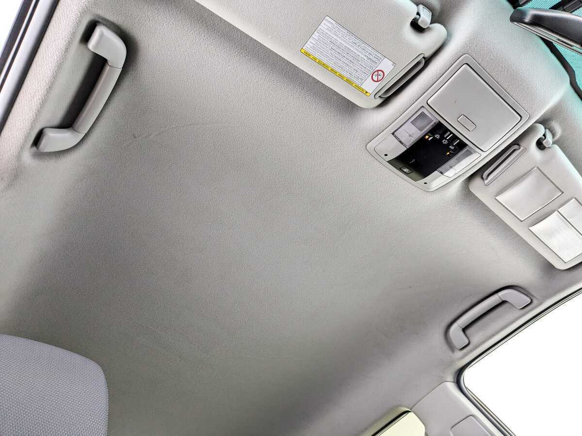 Toyota Land Cruiser Prado б/у, 2012, Автоматическая. Фото: #17