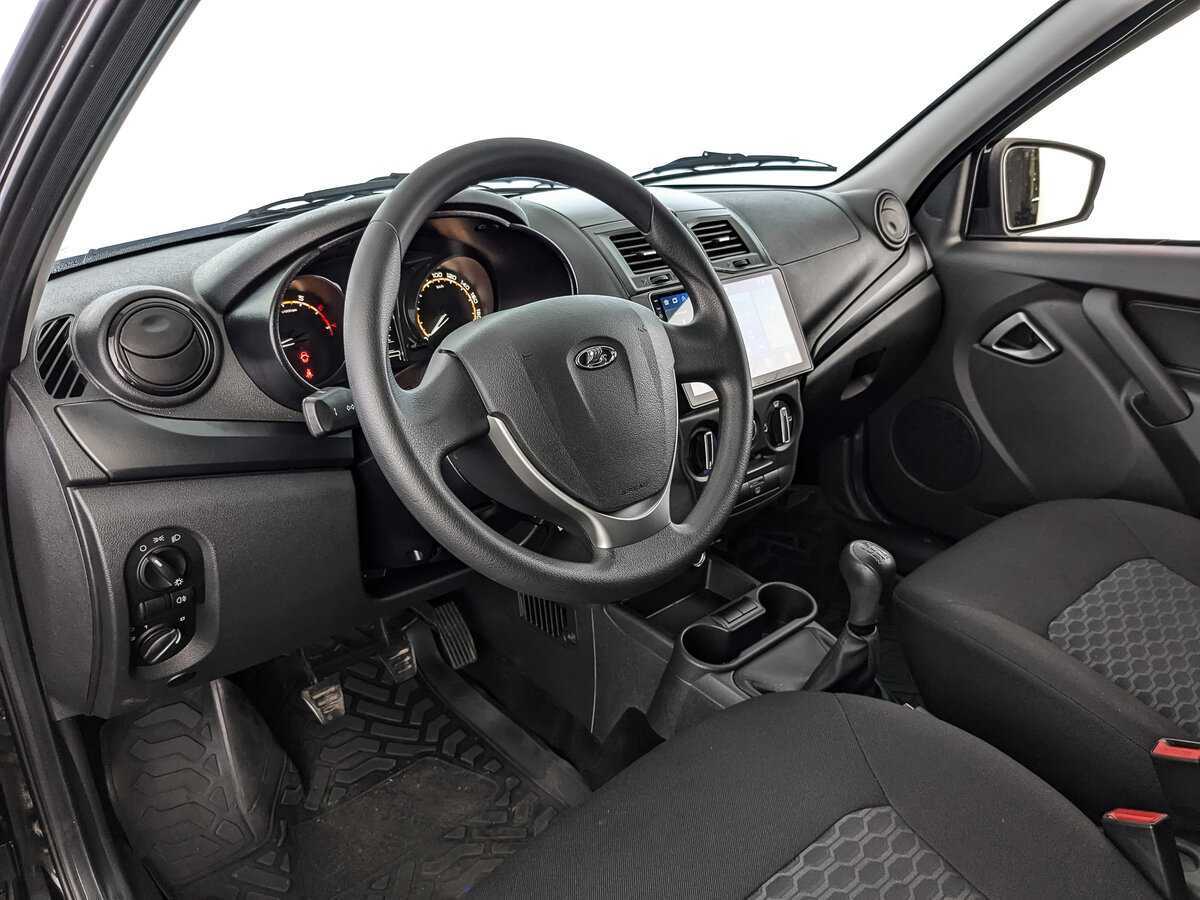 Lada (ВАЗ) Granta б/у, 2023, Механическая. Фото: #10