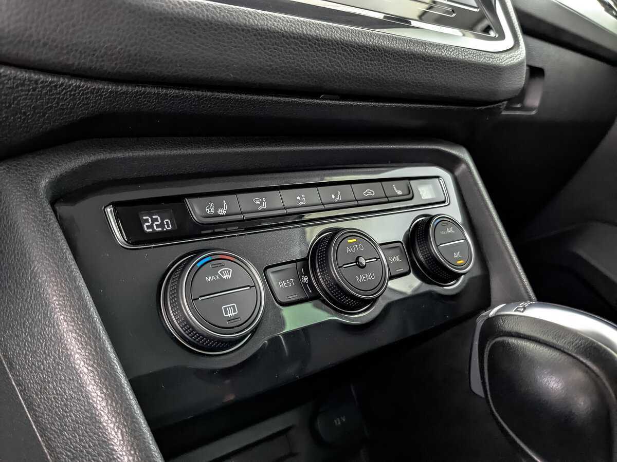 Volkswagen Tiguan б/у, 2018, Роботизированная. Фото: #21