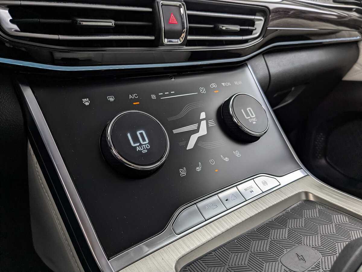 EXEED VX б/у, 2022, Роботизированная. Фото: #16