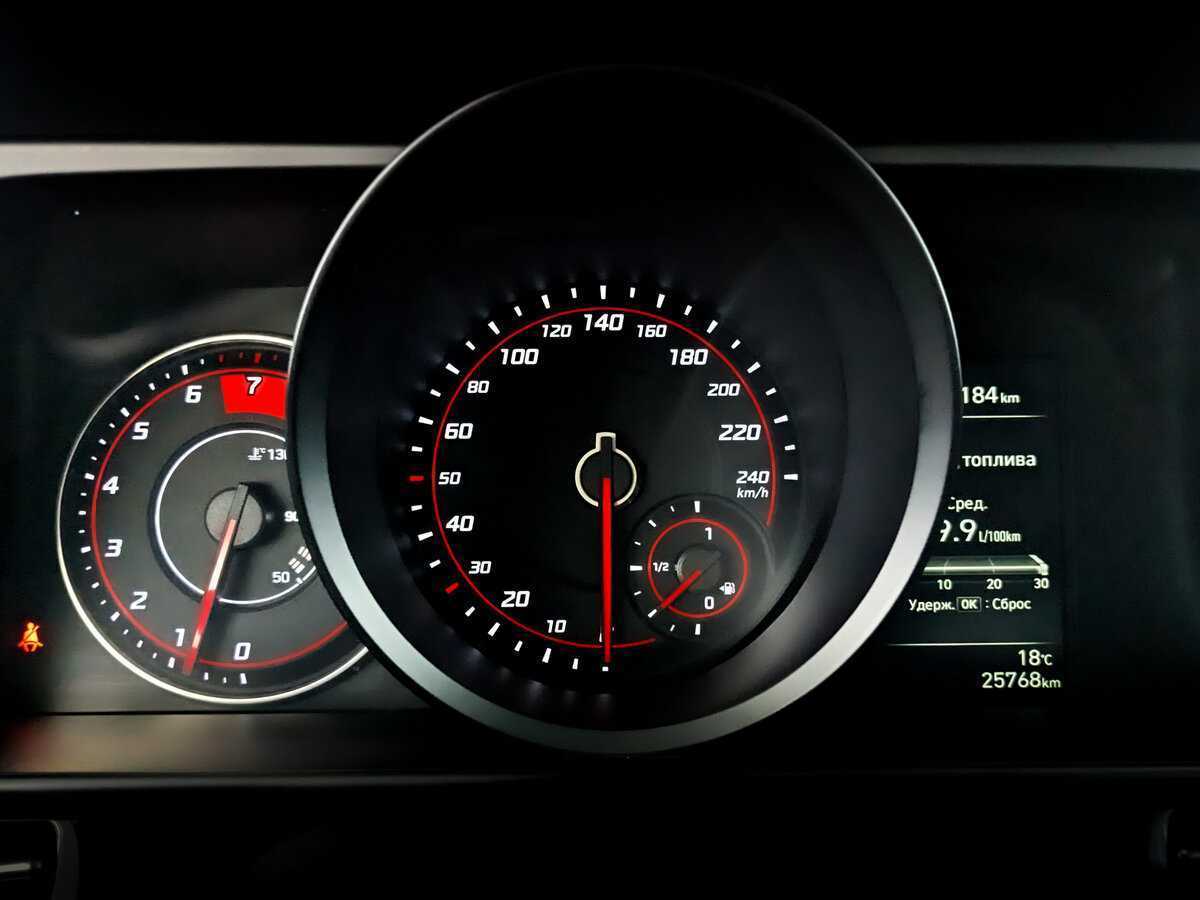 Hyundai Elantra б/у, 2021, Автоматическая. Фото: #10