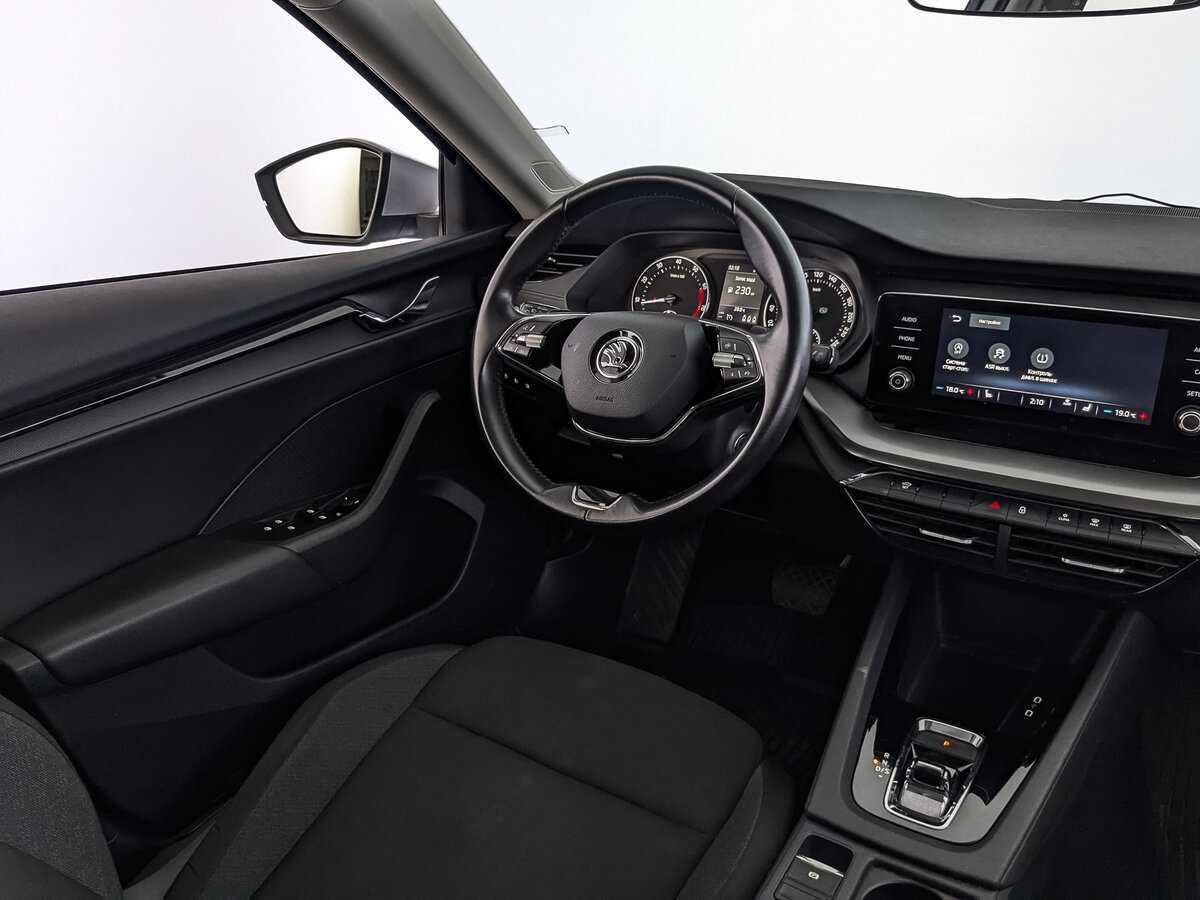 Skoda Octavia б/у, 2021, Автоматическая. Фото: #21