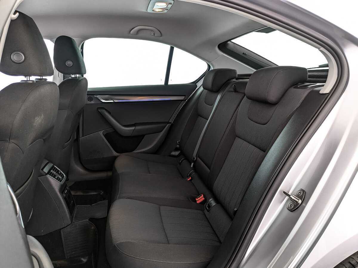 Skoda Octavia б/у, 2018, Роботизированная. Фото: #12