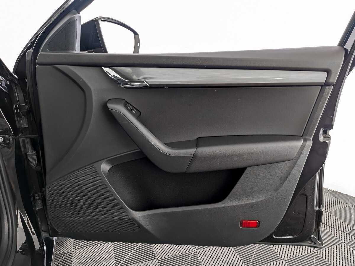 Skoda Octavia б/у, 2019, Роботизированная. Фото: #19