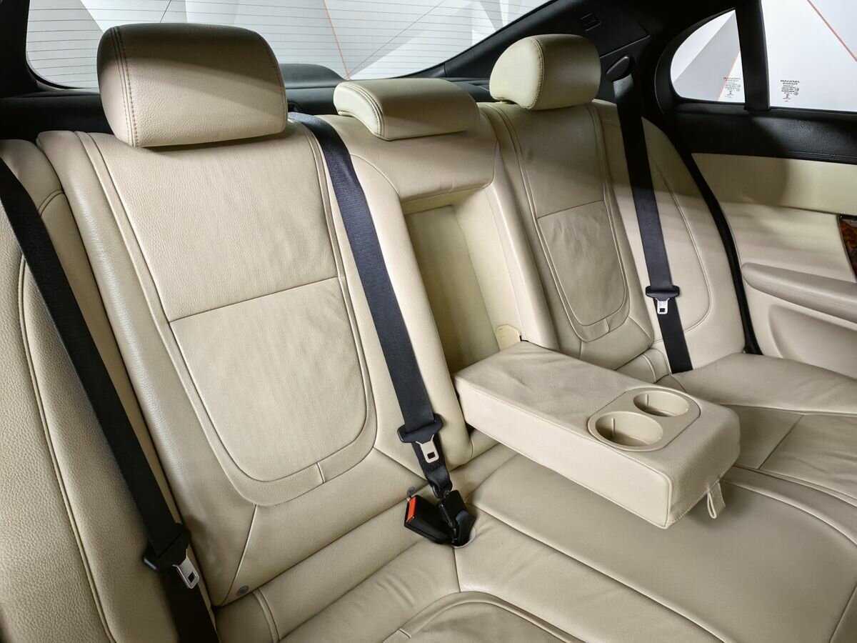 Jaguar XF б/у, 2013, Автоматическая. Фото: #12