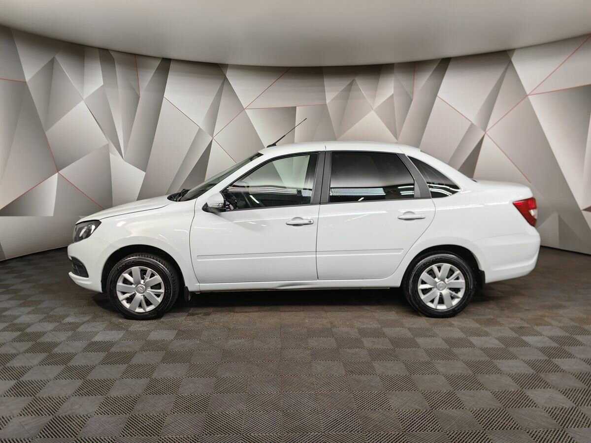 Lada (ВАЗ) Granta б/у, 2023, Механическая. Фото: #4