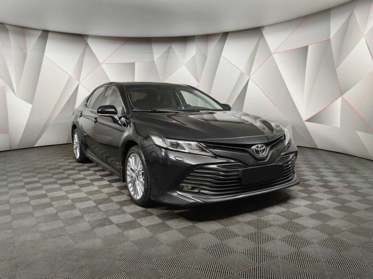 Toyota Camry б/у, 2019, Автоматическая. Фото: #2