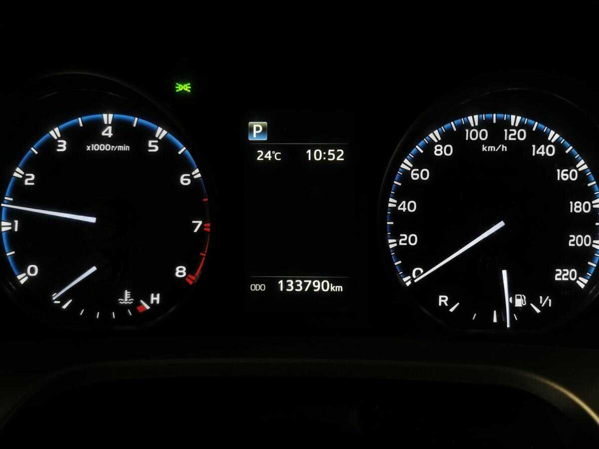 Toyota RAV4 б/у, 2018, Автоматическая. Фото: #14