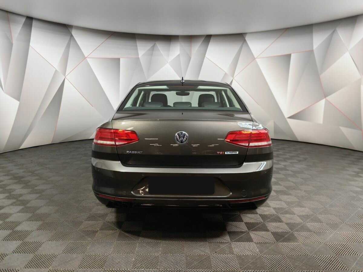 Volkswagen Passat б/у, 2017, Роботизированная. Фото: #7