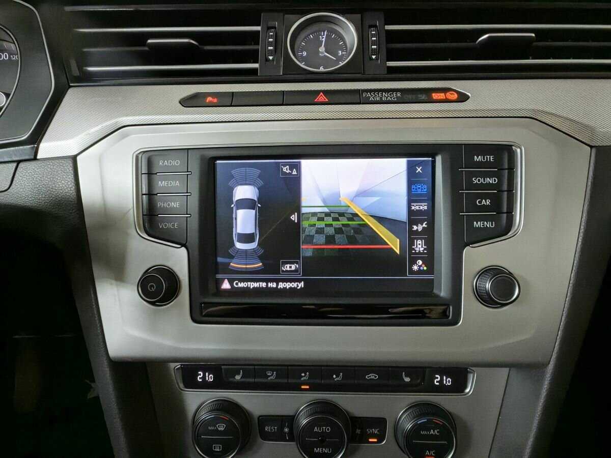 Volkswagen Passat б/у, 2017, Роботизированная. Фото: #15