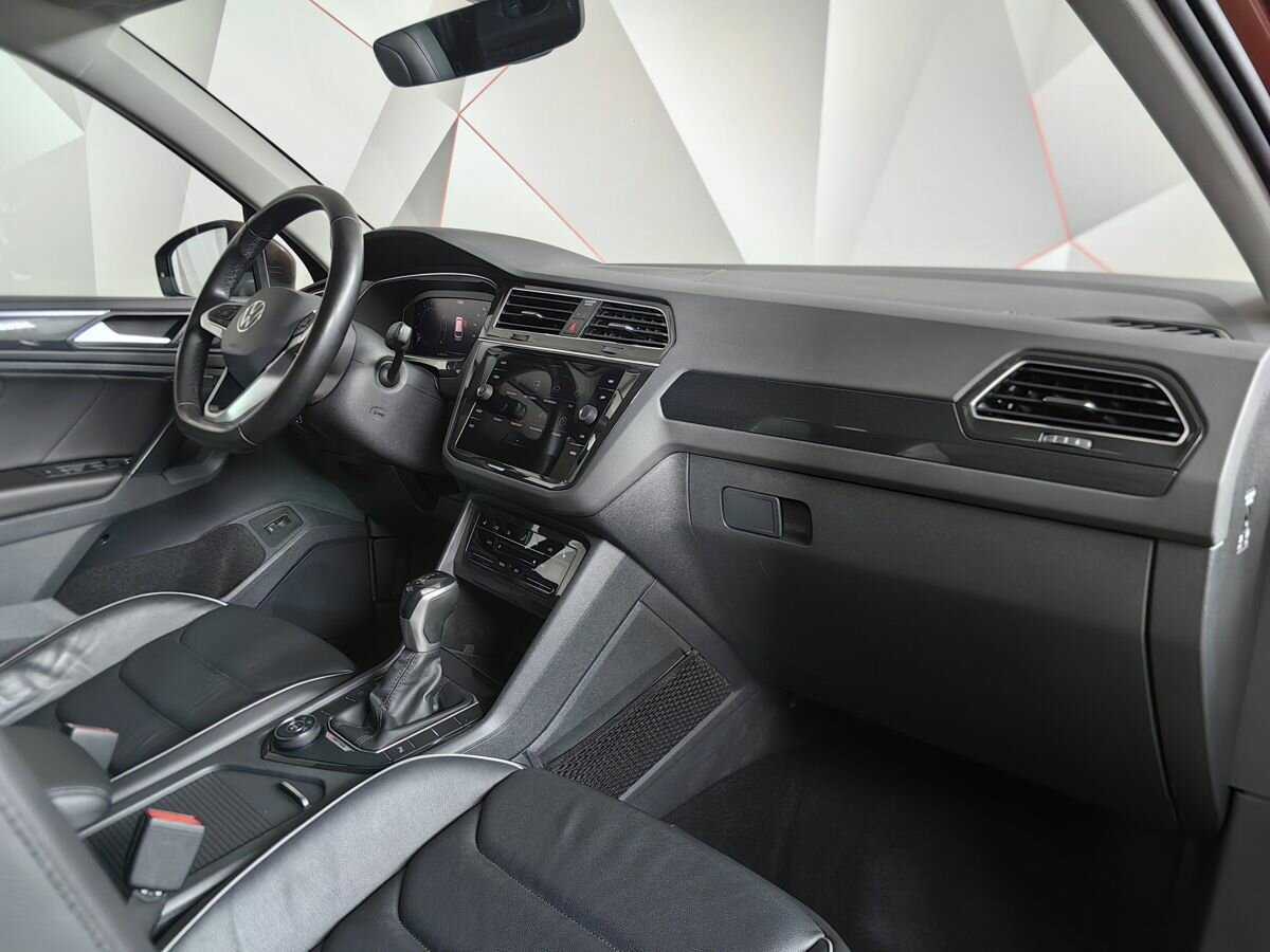 Volkswagen Tiguan б/у, 2021, Роботизированная. Фото: #8