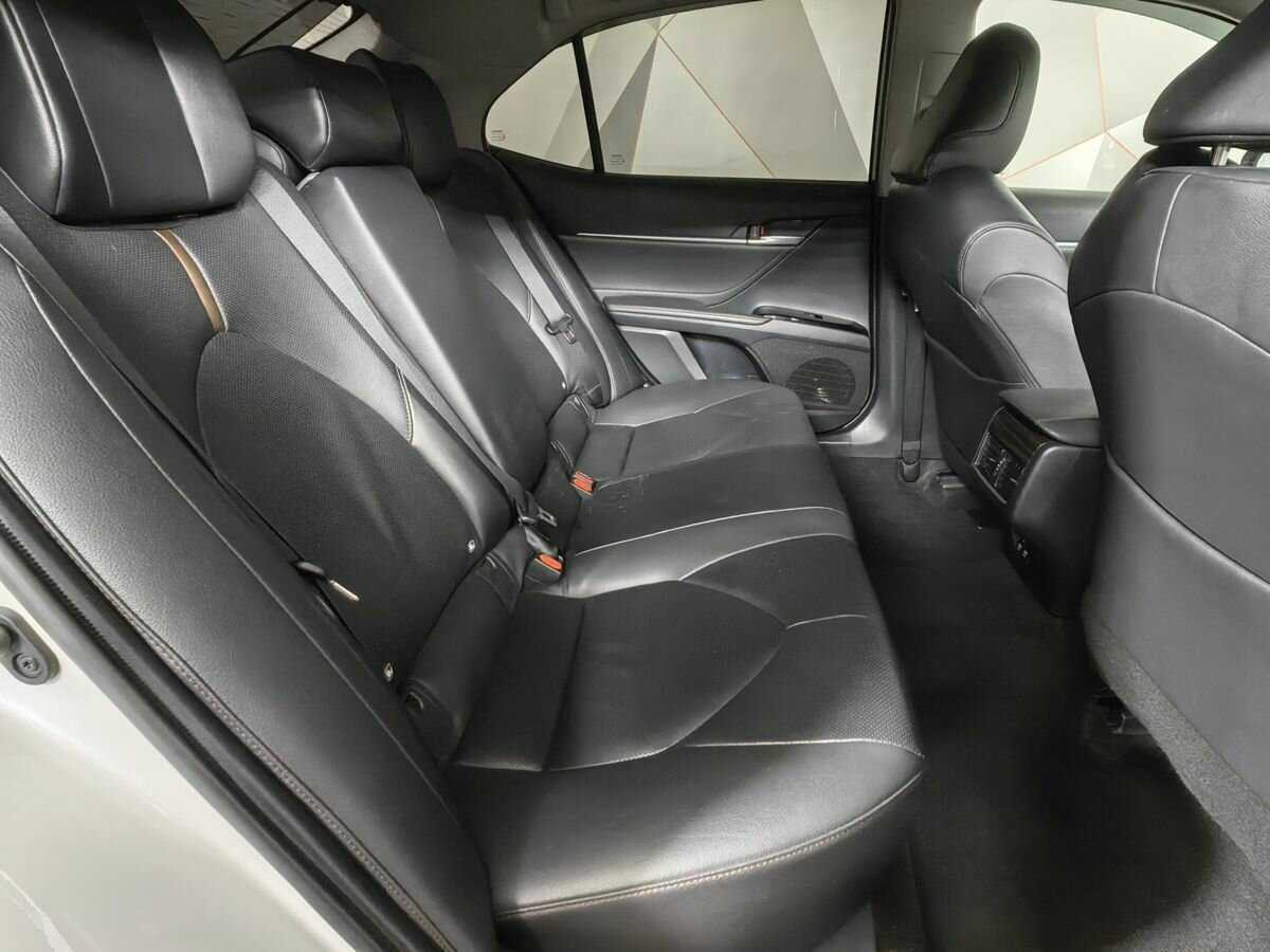 Toyota Camry б/у, 2020, Автоматическая. Фото: #11