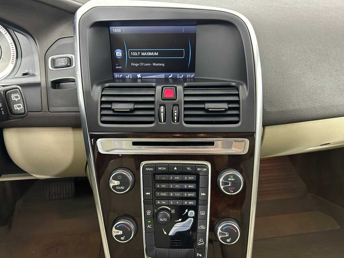 Volvo XC60 б/у, 2012, Автоматическая. Фото: #11