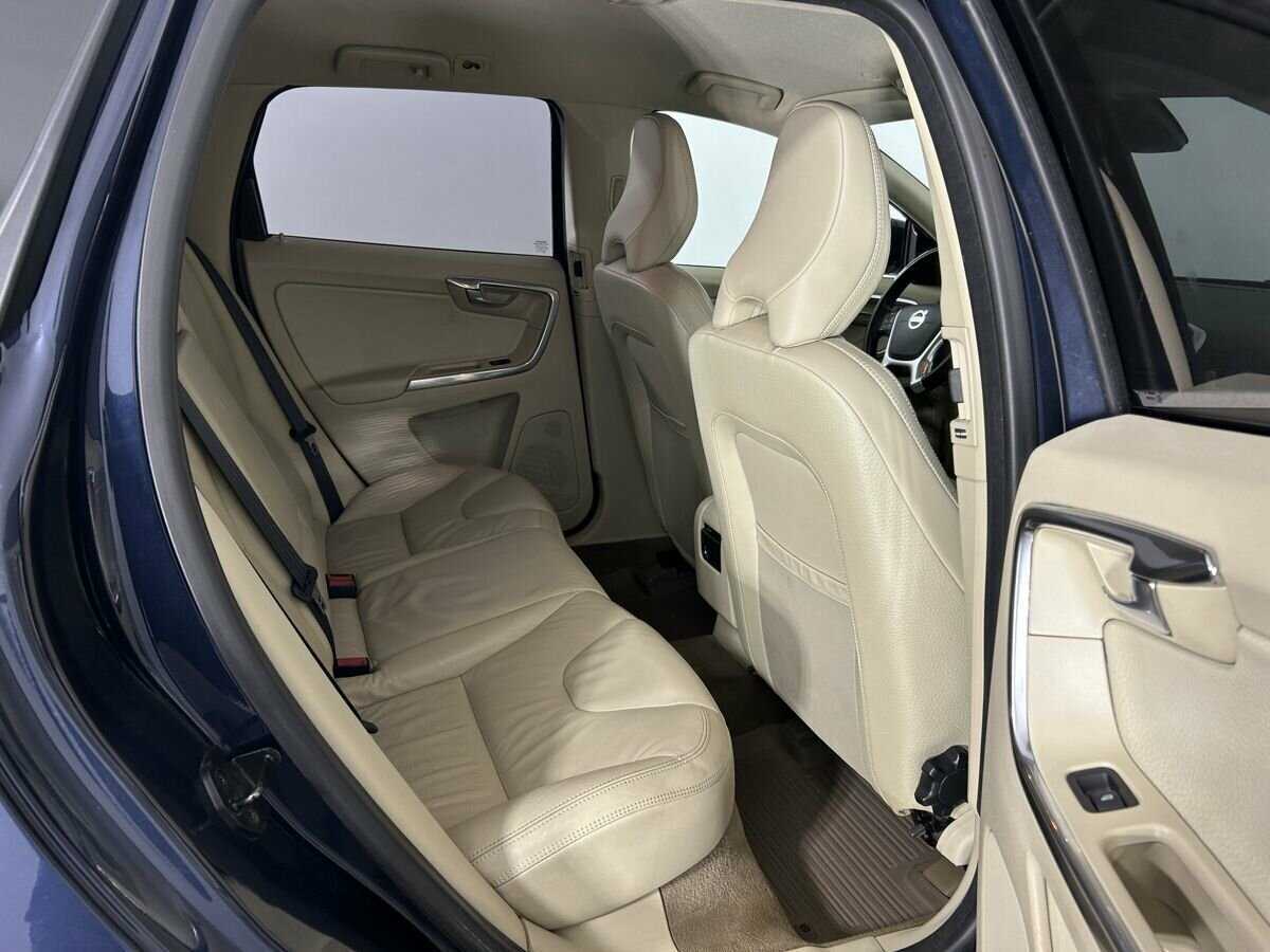 Volvo XC60 б/у, 2012, Автоматическая. Фото: #15