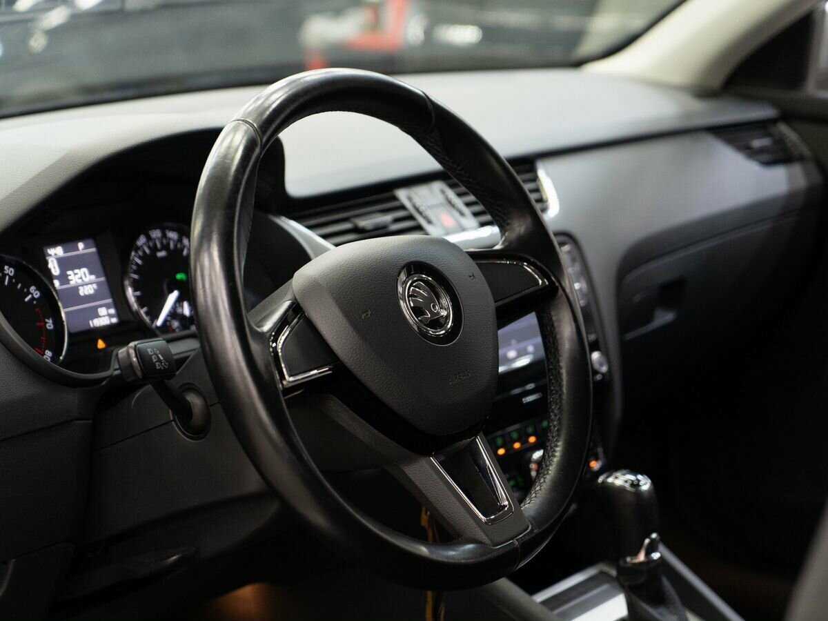 Skoda Octavia б/у, 2018, Роботизированная. Фото: #4