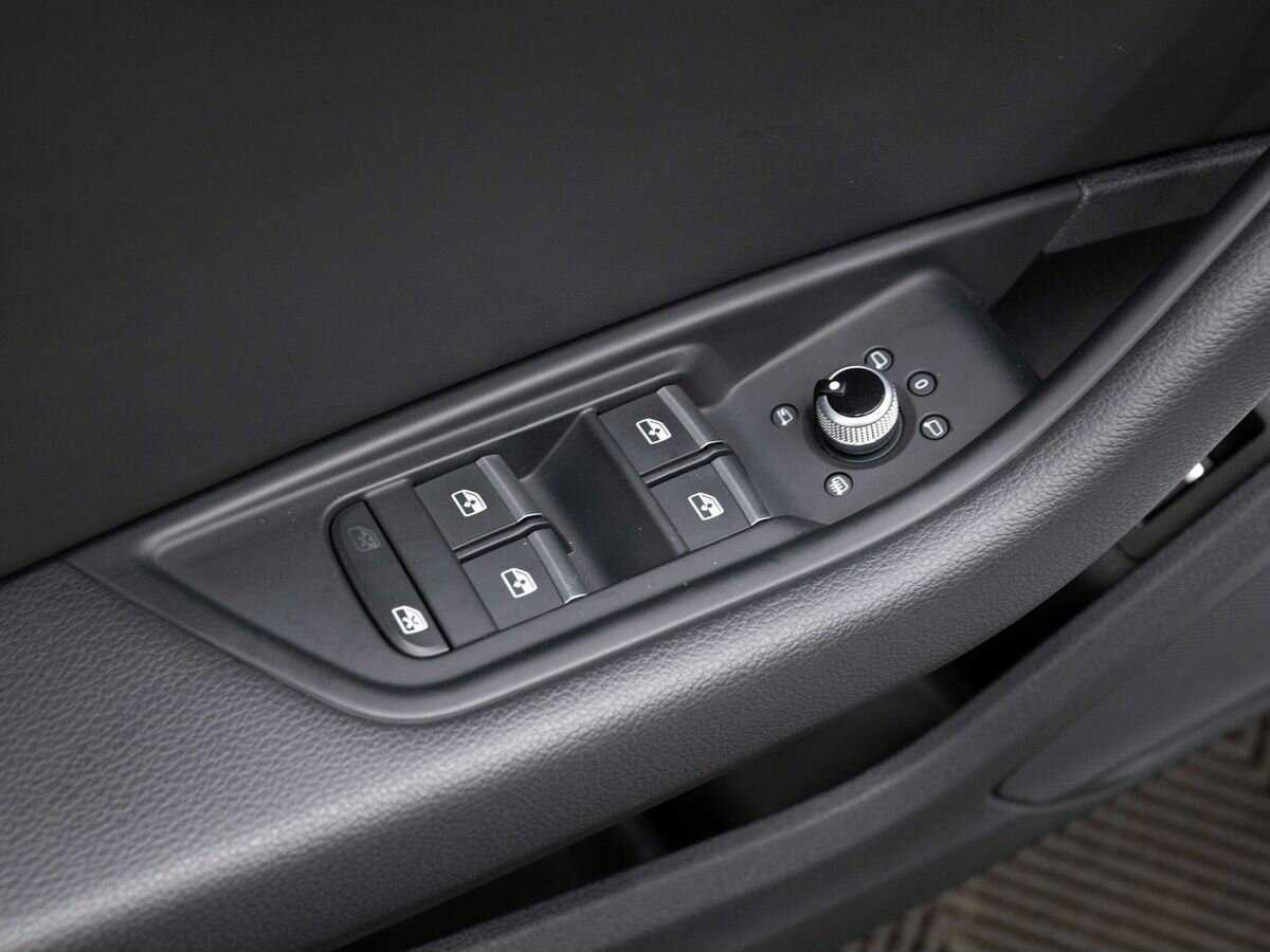 Audi A4 б/у, 2020, Роботизированная. Фото: #18