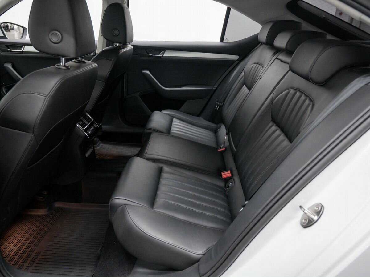 Skoda Superb б/у, 2018, Роботизированная. Фото: #12