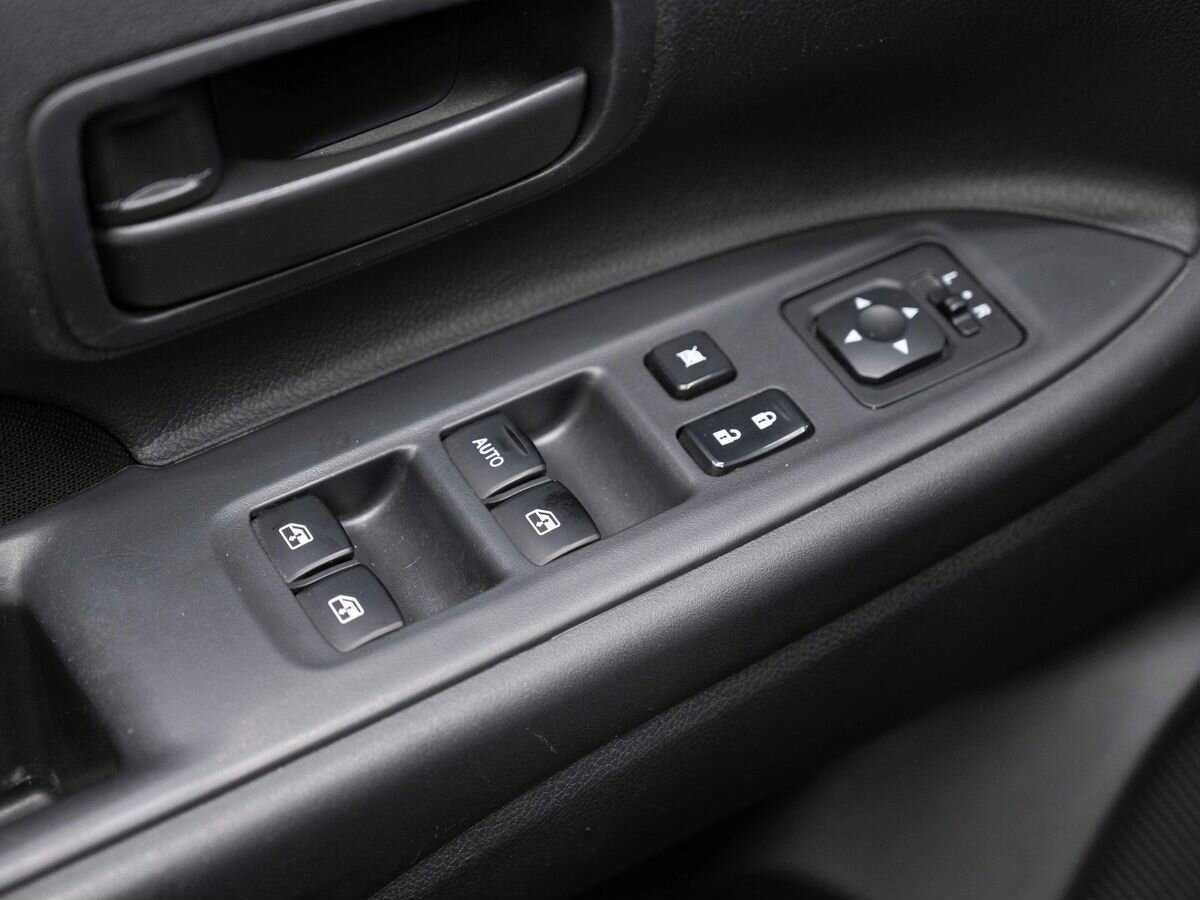 Mitsubishi Outlander б/у, 2018, Вариатор. Фото: #19