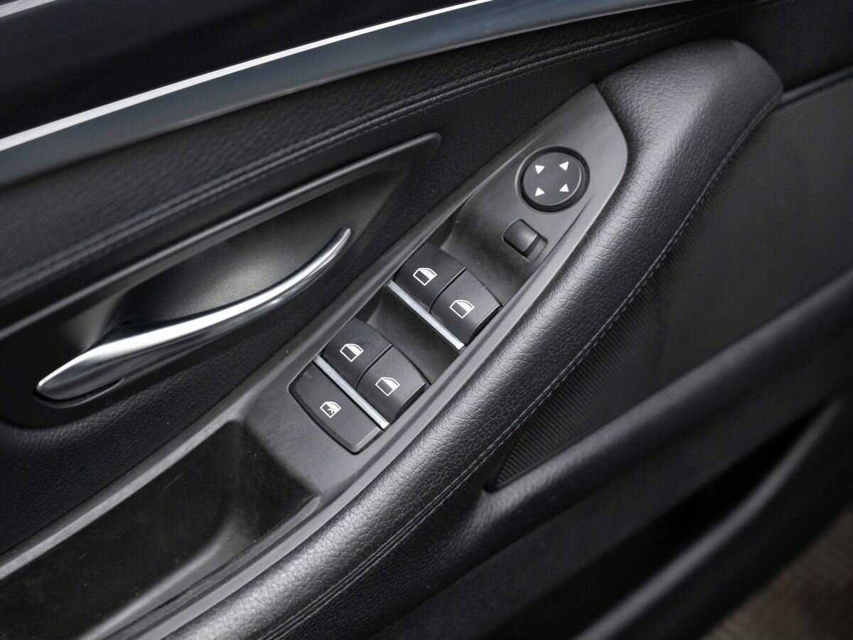 BMW 5 серии б/у, 2012, Автоматическая. Фото: #21